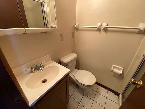 2nd image of 201-253 W 9th Ave #4e6bac2ee