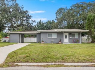 2709 Campus Hill Dr, Tampa, FL 33612