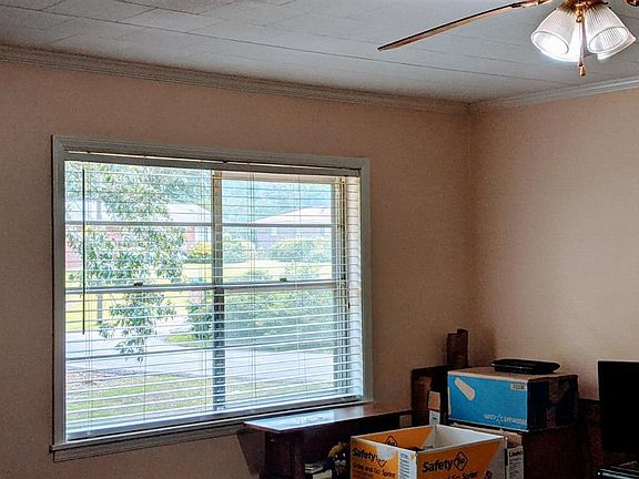 2nd image of 205 Sherwood Dr