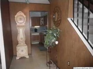 6 Riverwood Ct, Toms River, NJ 08757