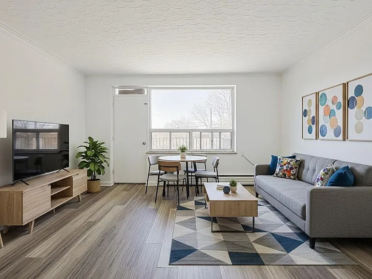 2208 Dufferin St #107 — Photo 22
