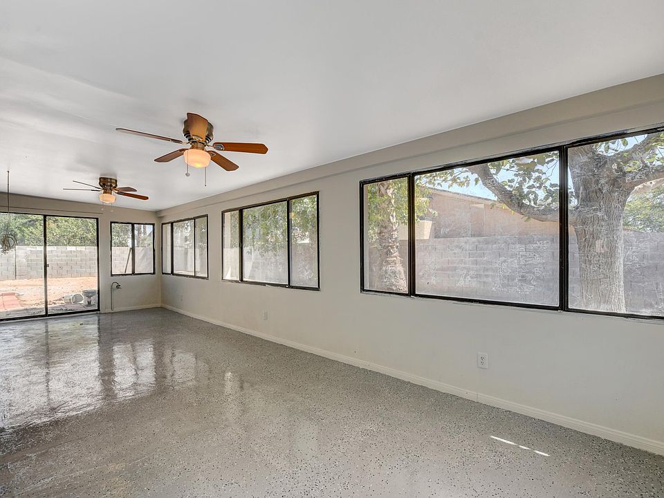 1st image of 4488 Sunny Dunes Dr