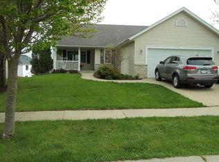 2802 Kenosha Ln NW, Rochester, MN 55901