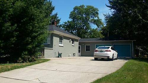 1st image of 9060 Floral St