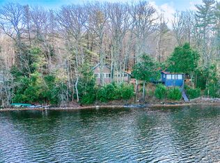 12 Great Oak Ln, China, ME 04358