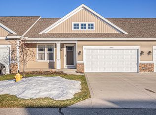 2982 Loganberry Ln UNIT 44, Holland, MI 49424