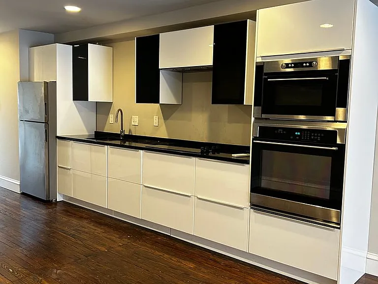808 N. Calvert Street — Photo 6