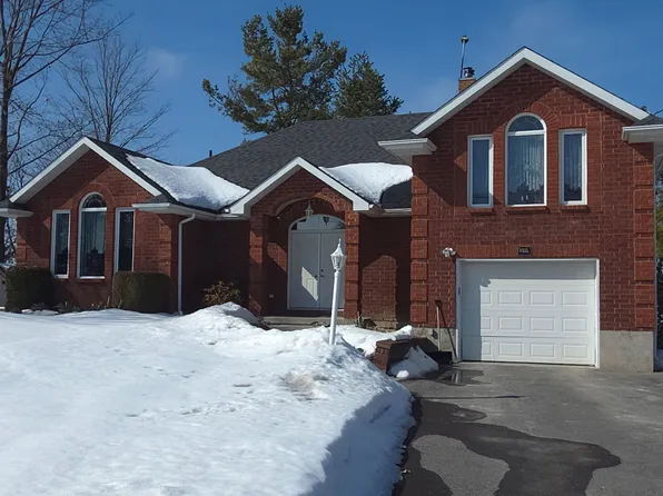 4907 Alex McLean Ln N, South Frontenac, ON K0H 1H0