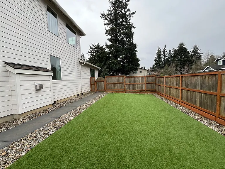 15675 NE Clackamas Ct — Photo 31