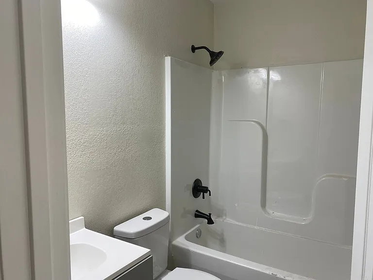 1205 S Muskogee Ave — Photo 10