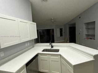 Summerbreeze Condominium, Fort Lauderdale, FL 33322