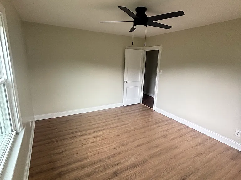 6596 Charles City Rd — Photo 7