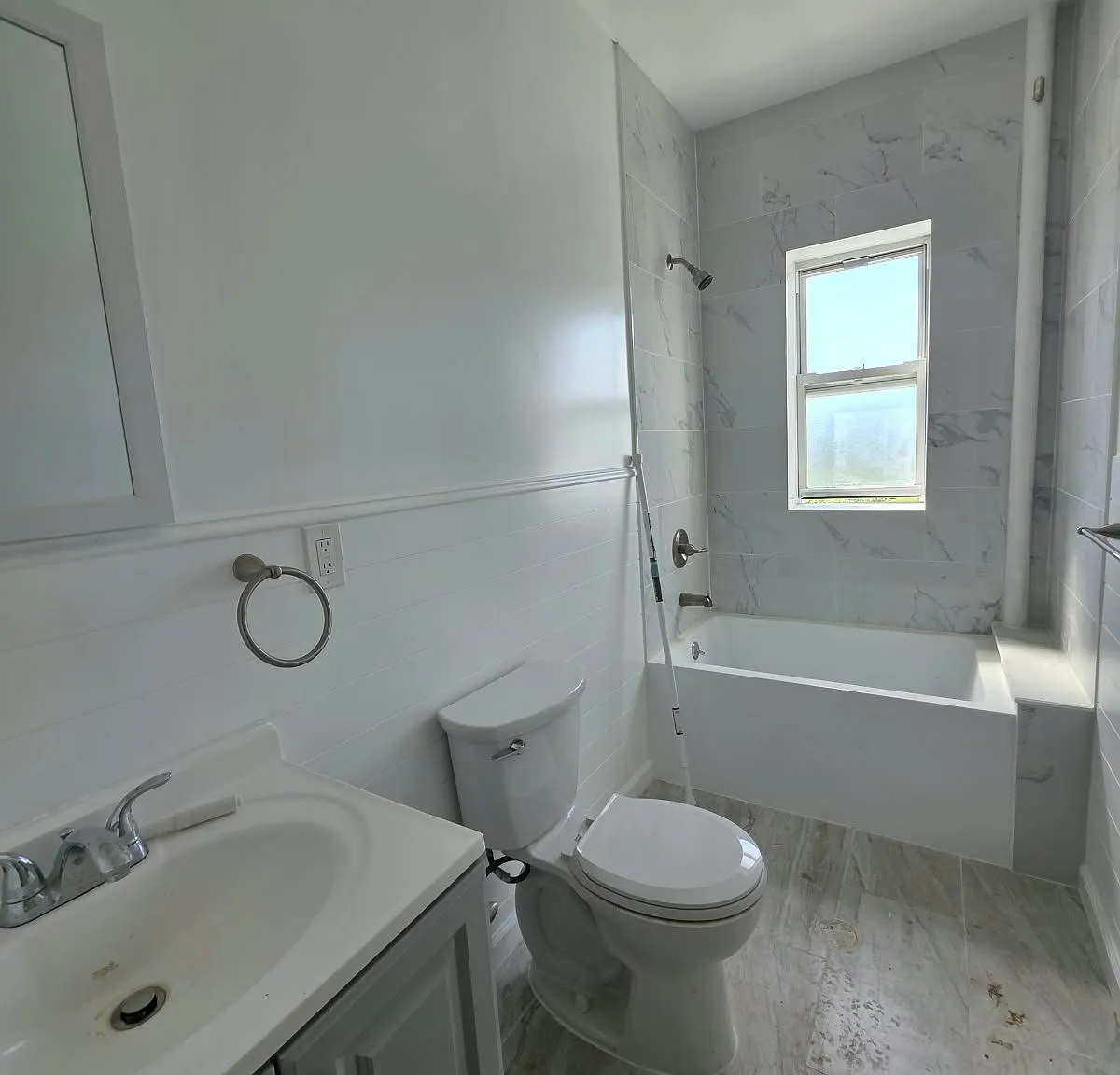 3 bed, 1.0 bath, $3,488 — Photo 4