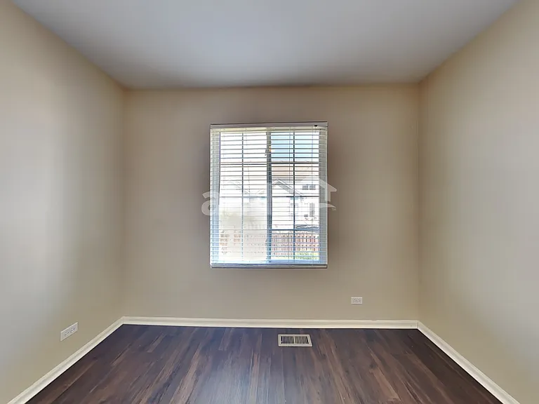 953 Mesa Dr — Photo 15
