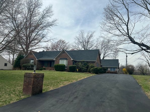 222 Peachbloom Cir, Berea, KY 40403