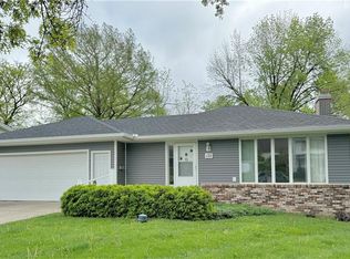 135 S Grand Ave, Maryville, MO 64468