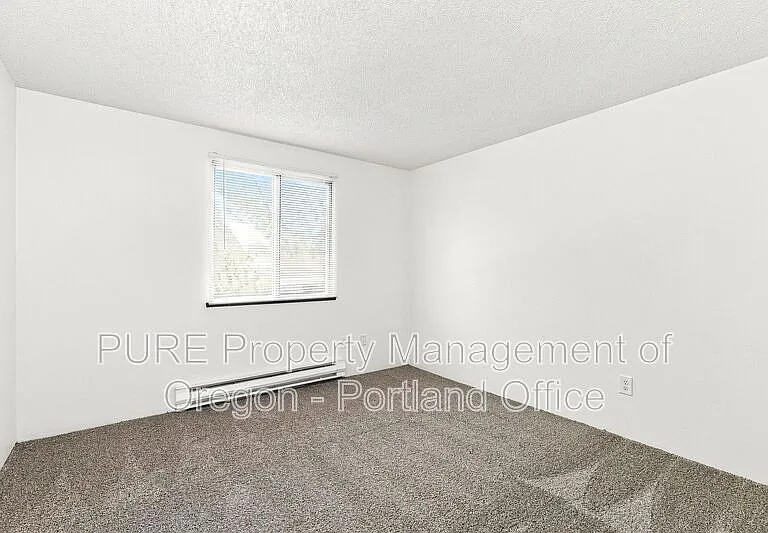 Parkway Garden — Photo 81