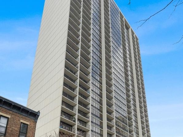 1636 N Wells St APT 2702