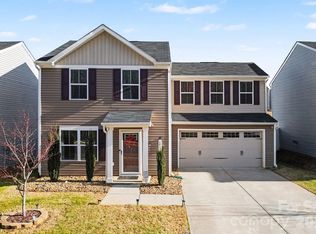 6832 Ludell Ln, Charlotte, NC 28215