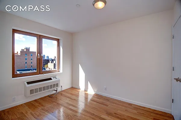 Rented by Compass | media 9