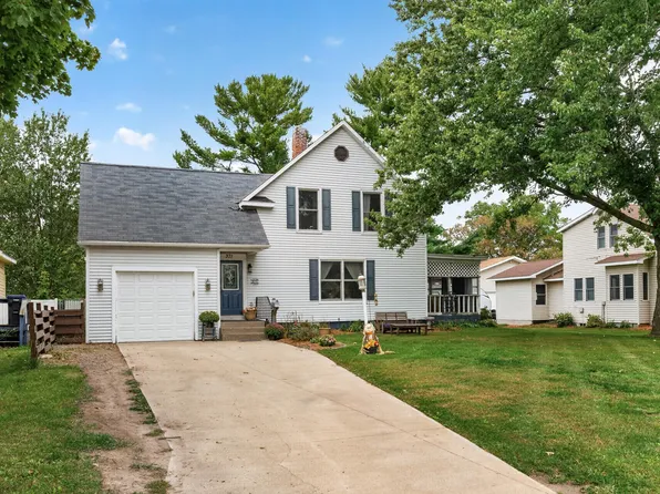 371 S Washington Ave, New Richmond, WI 54017