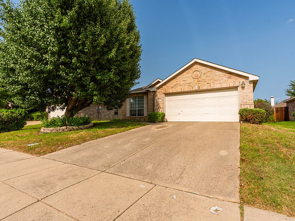 1st image of 2110 Wisteria Way