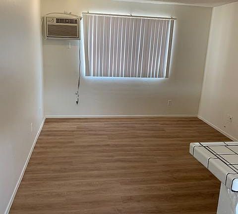 4th image of 7617 Milton Ave APT F