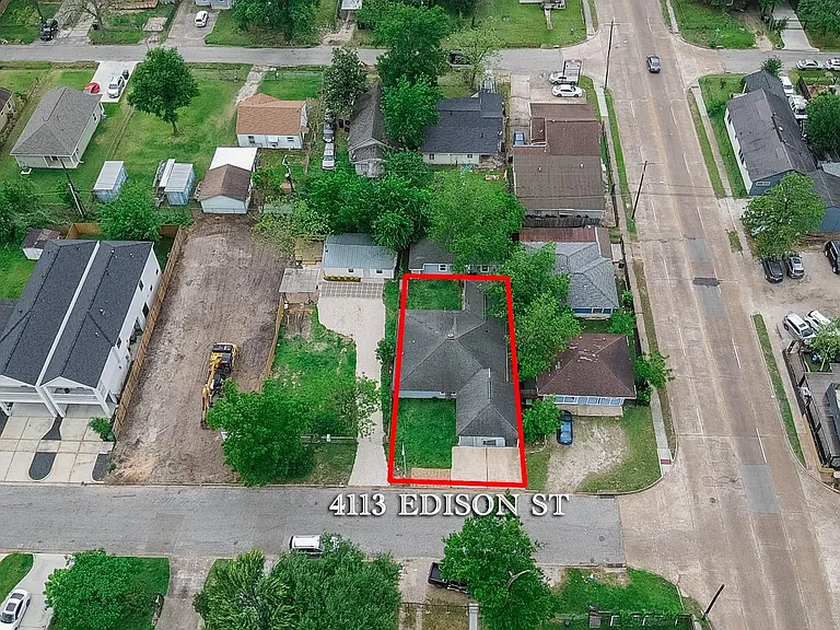 4113 Edison St — Photo 1