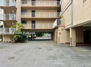 1085 W 68th St APT 202, Hialeah, FL 33014