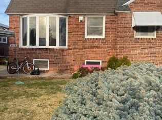2127 Faunce St, Philadelphia, PA 19152