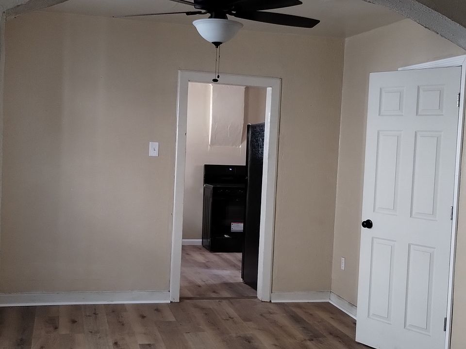 2nd image of 518 N Detroit Ave