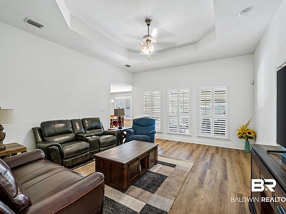 5th image of 9596 Woolrich Ave