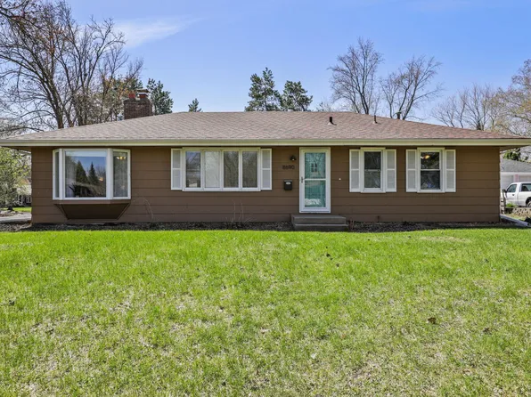 8690 Rich Rd, Bloomington, MN 55437