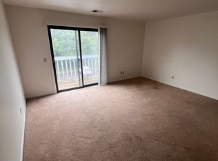 772 S Saginaw St APT 301, Lapeer, MI