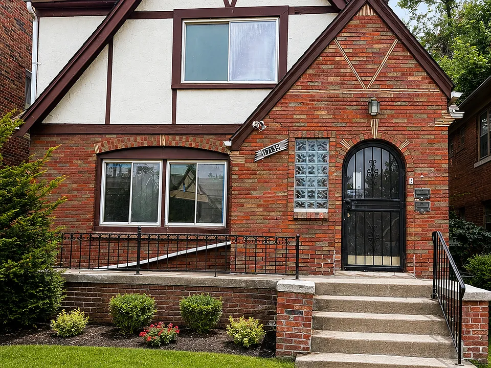 17139 Roselawn Ave #1