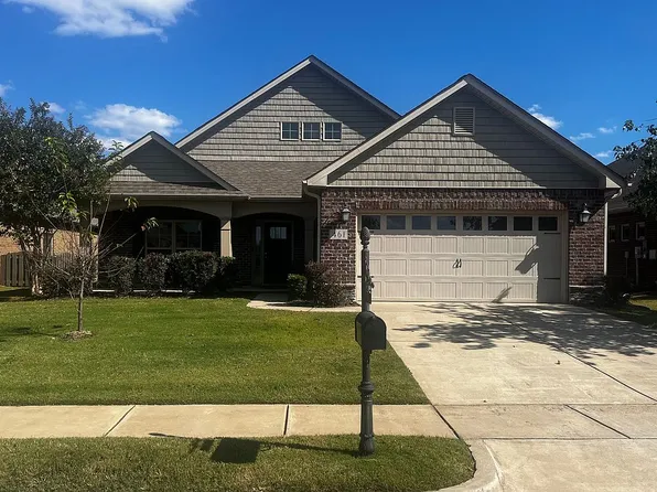 461 E Mossyleaf Dr, Huntsville, AL 35824