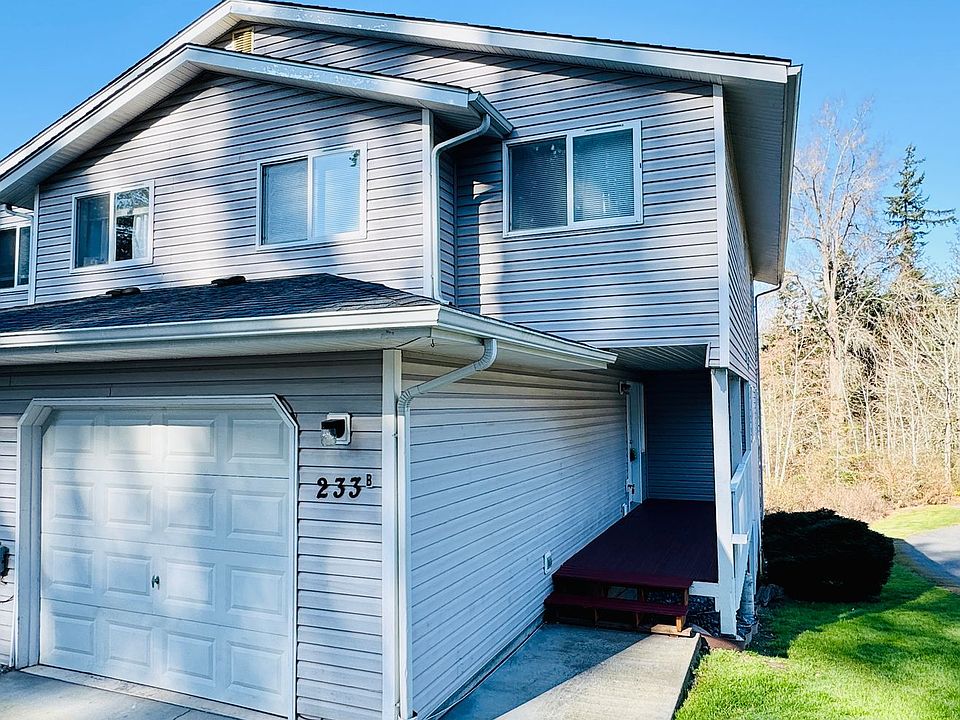 1st image of 233 Bower Ln #B