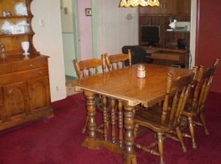 35 Star Lake Rd, Bloomingdale, NJ 07403