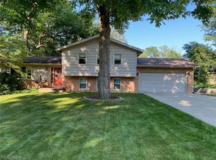 769 Marmont Dr, Akron, OH