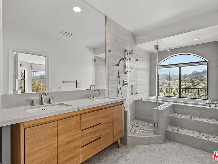 3665 Alta Mesa Dr — Photo 26