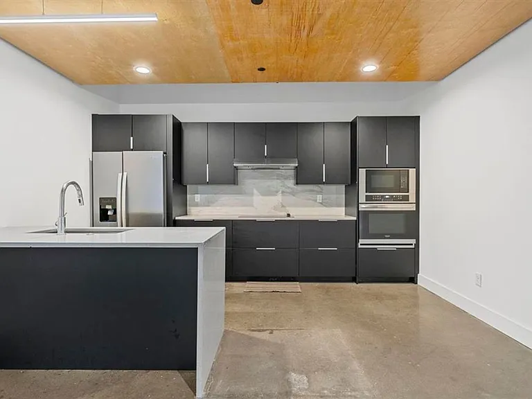 1131 Fairview Ave #309 — Photo 5