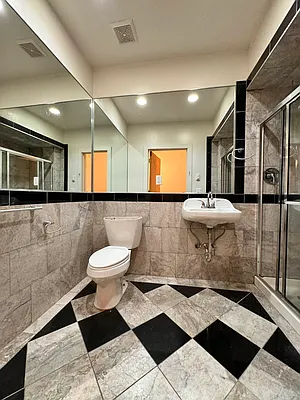 Rented by City Connections Realty | media 6