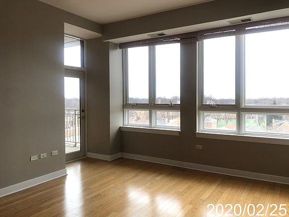 4th image of 6000 N Cicero Ave APT 404