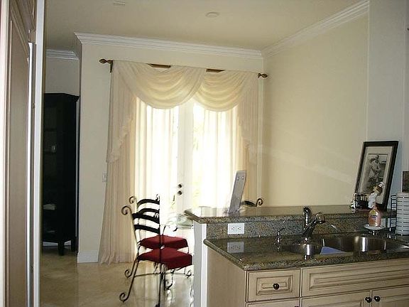 Kitchen nook