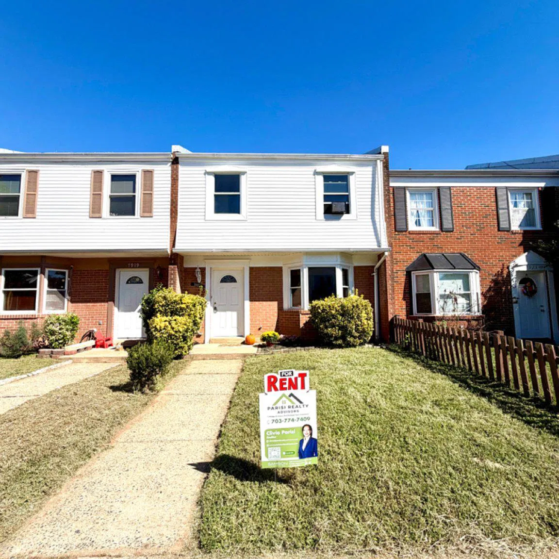 3 bed, 2.5 bath, 1372 sqft, $2,500 — Photo 1
