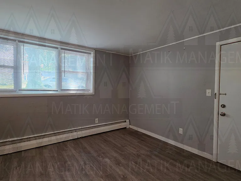 1217 4 1/2 St NW #1 — Photo 5