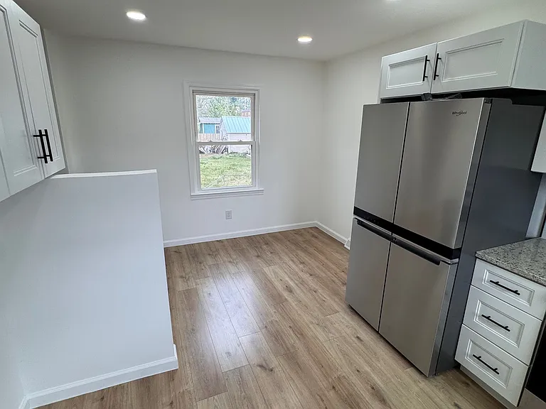 628 Cherry St — Photo 5