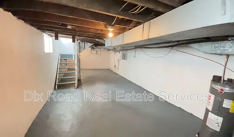 337-339 Knecht Dr #KNECHT 337 — Photo 13