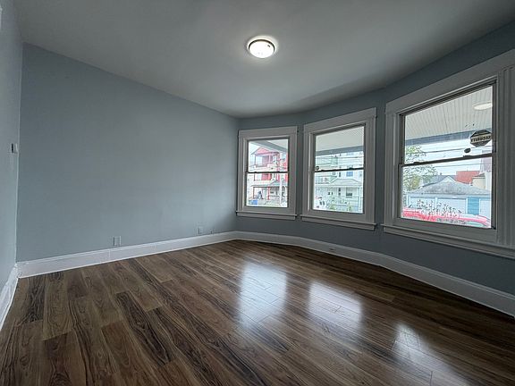 3rd image of 88 6th St #A1