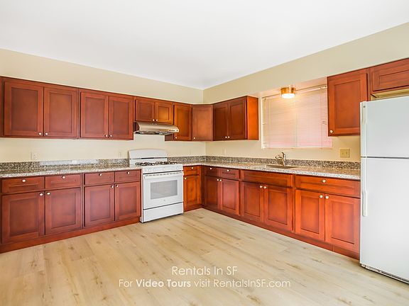 4th image of 1153 Jackson St